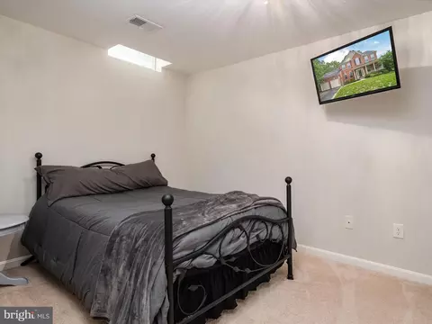 321 Early Pride Ct, Pasadena, MD 21122 photo 41