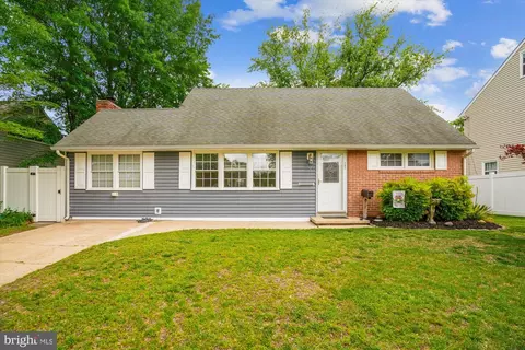 107 Bonnie View Rd, Glen Burnie, MD 21060