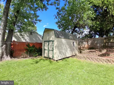Exterior - 229 Old Line Ave, Laurel, MD 20724 photo 6 of 12