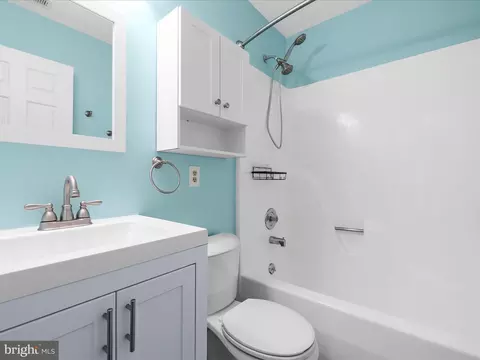 1212 Holmespun Dr, Pasadena, MD 21122 photo 17