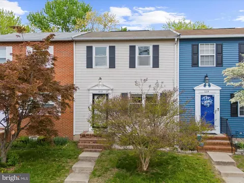 1212 Holmespun Dr, Pasadena, MD 21122