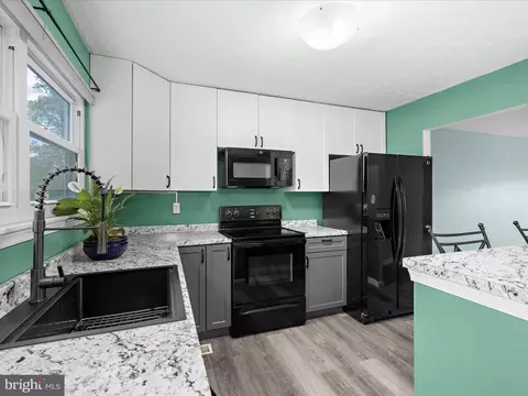 1212 Holmespun Dr, Pasadena, MD 21122 photo 8