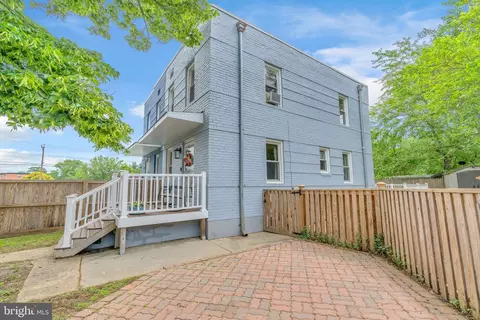 1007 Madison Ct, Annapolis, MD 21403 photo 3