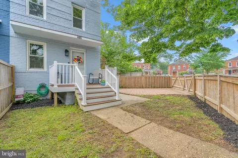 1007 Madison Ct, Annapolis, MD 21403 photo 2