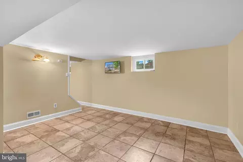 1007 Madison Ct, Annapolis, MD 21403 photo 16