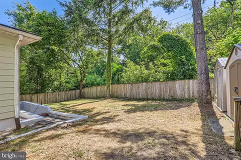 Exterior - 105 E Maple Rd, Linthicum Heights, MD 21090 photo 6 of 8