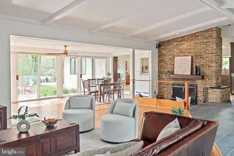 Other - 3916 W Shore Dr, Edgewater, MD 21037 photo 3 of 15
