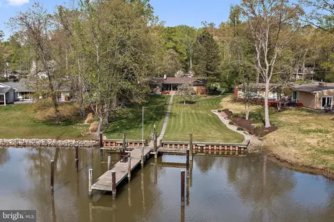 Exterior - 3916 W Shore Dr, Edgewater, MD 21037 photo 1 of 5