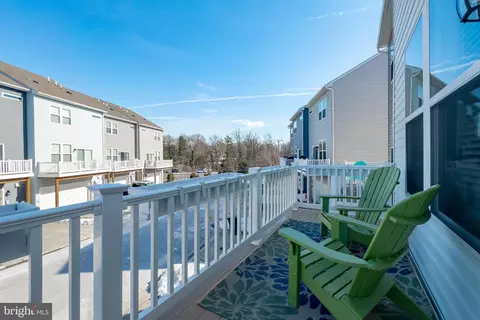 Exterior - 321 Bright Light Ct, Edgewater, MD 21037 photo 3 of 5