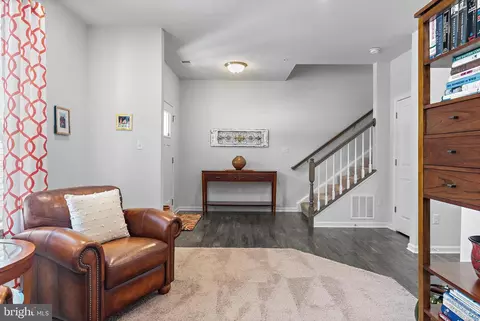 Entry Way - 321 Bright Light Ct, Edgewater, MD 21037 photo 10 of 12