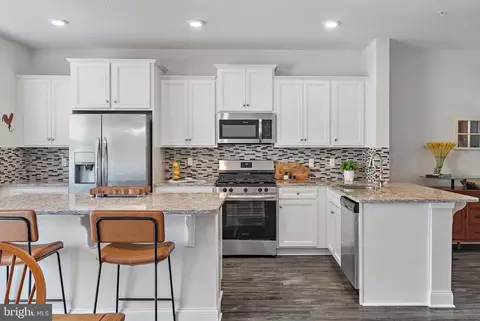Kitchen - 321 Bright Light Ct, Edgewater, MD 21037 photo 1 of 4