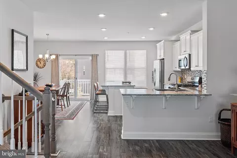 Entry Way - 321 Bright Light Ct, Edgewater, MD 21037 photo 1 of 12