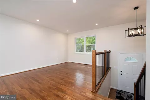 Living - 718 215th St, Pasadena, MD 21122 photo 1 of 6