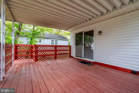 Exterior - 718 215th St, Pasadena, MD 21122 photo 4 of 6