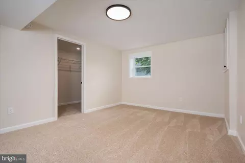 Bedroom - 718 215th St, Pasadena, MD 21122 photo 6 of 6
