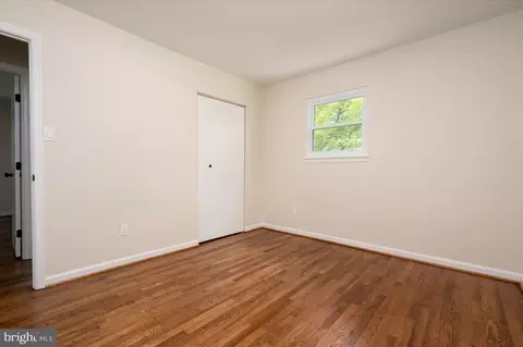 Bedroom - 718 215th St, Pasadena, MD 21122 photo 2 of 6
