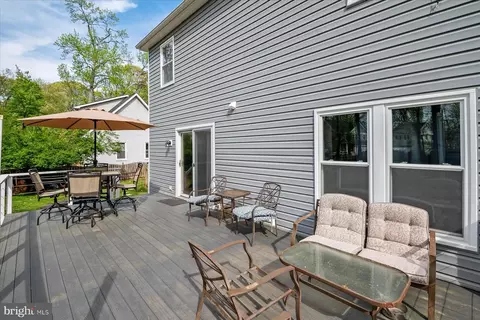 Exterior - 4904 Beech St, Shady Side, MD 20764 photo 4 of 8
