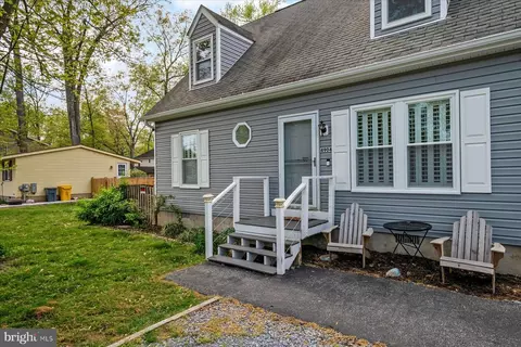 Exterior - 4904 Beech St, Shady Side, MD 20764 photo 2 of 8