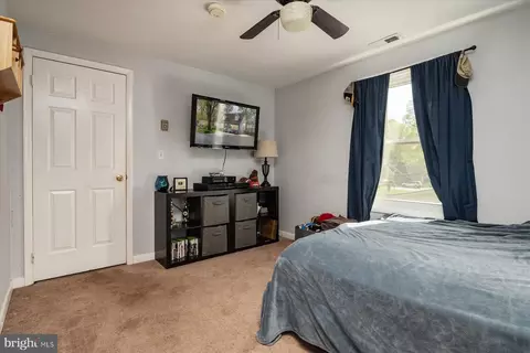 Bedroom - 4904 Beech St, Shady Side, MD 20764 photo 4 of 5