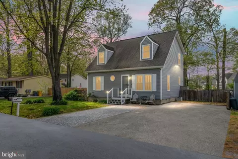 4904 Beech St, Shady Side, MD 20764