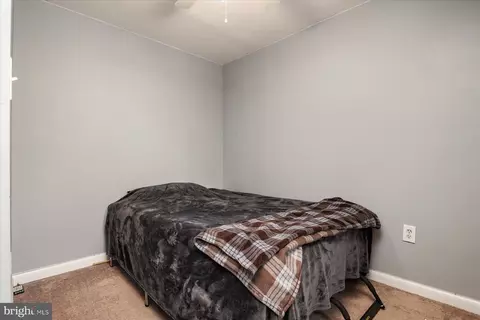 Bedroom - 4904 Beech St, Shady Side, MD 20764 photo 5 of 5