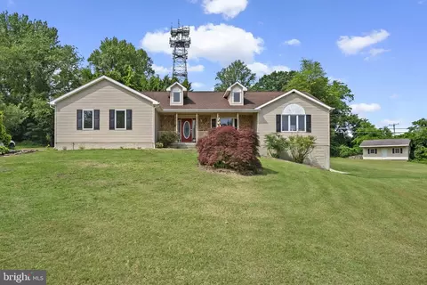 1 Harwood Dr, Harwood, MD 20776