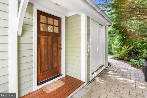 Exterior - 431 Schley Rd, Annapolis, MD 21401 photo 8 of 14