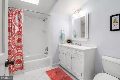 Bath - 431 Schley Rd, Annapolis, MD 21401 photo 6 of 8