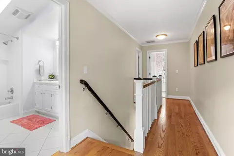 Entry Way - 431 Schley Rd, Annapolis, MD 21401 photo 7 of 8