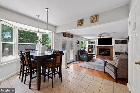 2317 Nantucket Dr, Crofton, MD 21114 photo 12