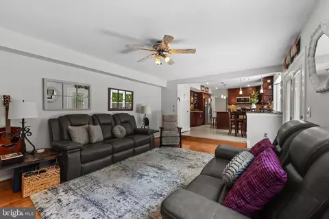 2317 Nantucket Dr, Crofton, MD 21114 photo 13