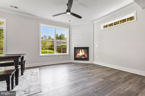 Living - 3519 Cedar Dr, Edgewater, MD 21037 photo 1 of 3