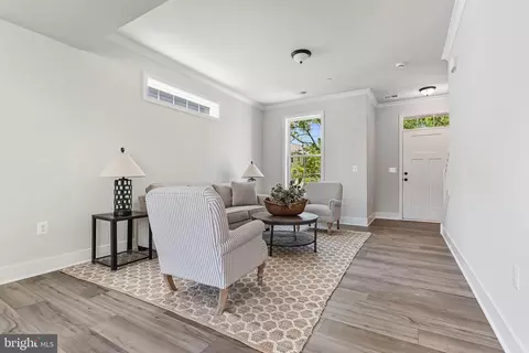 Entry Way - 3519 Cedar Dr, Edgewater, MD 21037 photo 5 of 10