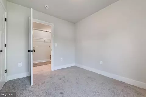 Bedroom - 3519 Cedar Dr, Edgewater, MD 21037 photo 3 of 8