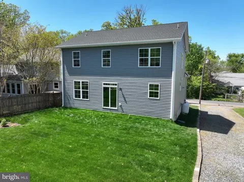 Exterior - 3519 Cedar Dr, Edgewater, MD 21037 photo 5 of 6