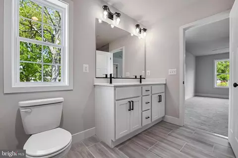 Bath - 3519 Cedar Dr, Edgewater, MD 21037 photo 2 of 3