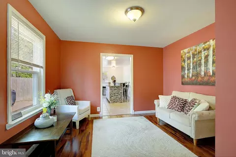 582 6th St, Pasadena, MD 21122 photo 6