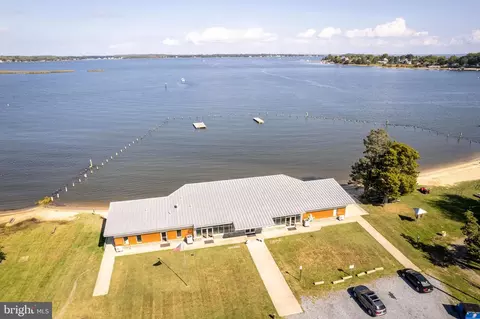 View/Area - 3734 1st Ave, Edgewater, MD 21037 photo 5 of 10