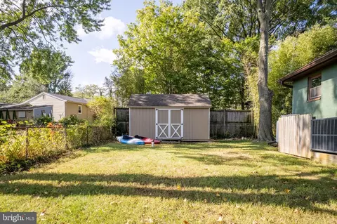Exterior - 3734 1st Ave, Edgewater, MD 21037 photo 8 of 16