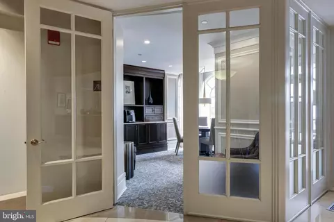 Entry Way - 5 Park Pl #507, Annapolis, MD 21401 photo 6 of 7