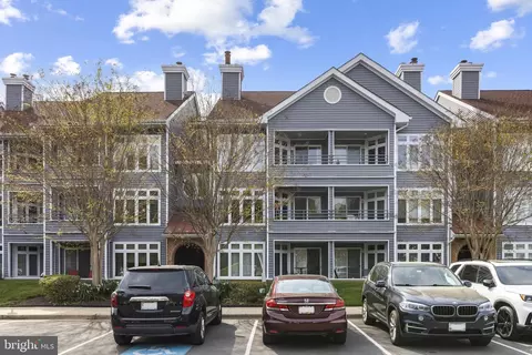 1127 Lake Heron Dr #3B, Annapolis, MD 21403