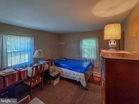 Bedroom - 4564 Mountain Rd, Pasadena, MD 21122 photo 1 of 5