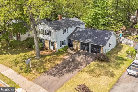 1729 Urby Dr, Crofton, MD 21114 photo 3
