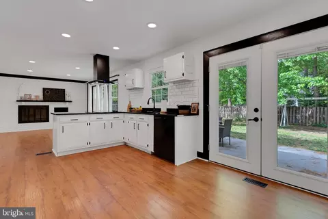 1729 Urby Dr, Crofton, MD 21114 photo 7