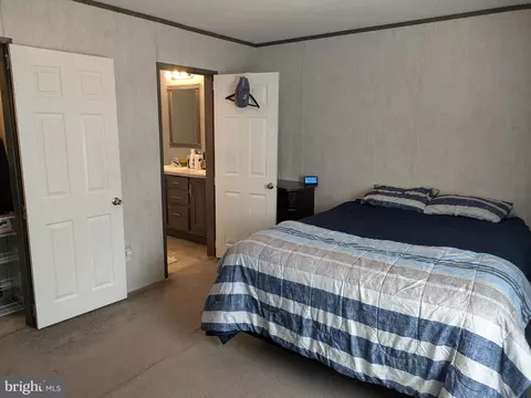 312 Berts Dr, Lothian, MD 20711 photo 6