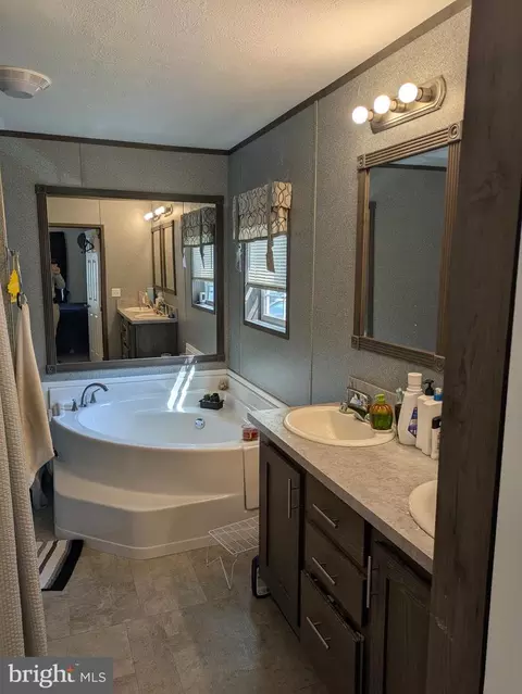 312 Berts Dr, Lothian, MD 20711 photo 13