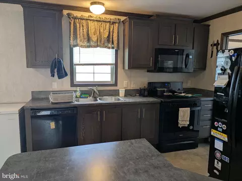 312 Berts Dr, Lothian, MD 20711 photo 22
