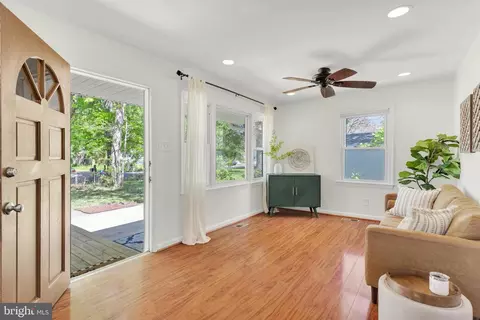 1502 Grange Rd, Edgewater, MD 21037 photo 4