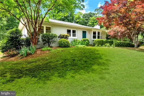 955 Hilltop Rd, Arnold, MD 21012 photo 3