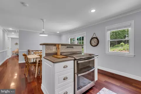 955 Hilltop Rd, Arnold, MD 21012 photo 17